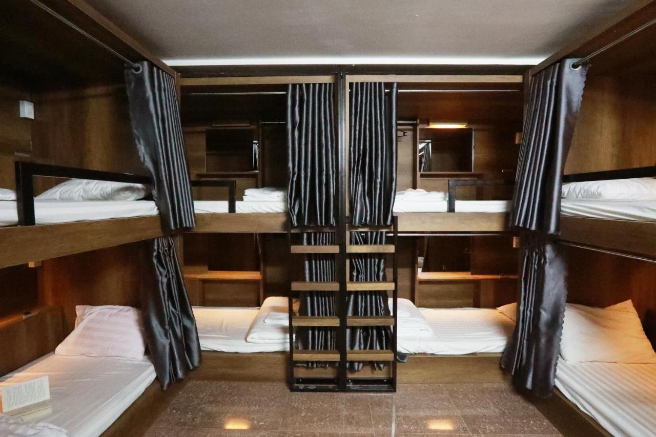 Bui Vien Street Hostel 胡志明市 外观 照片