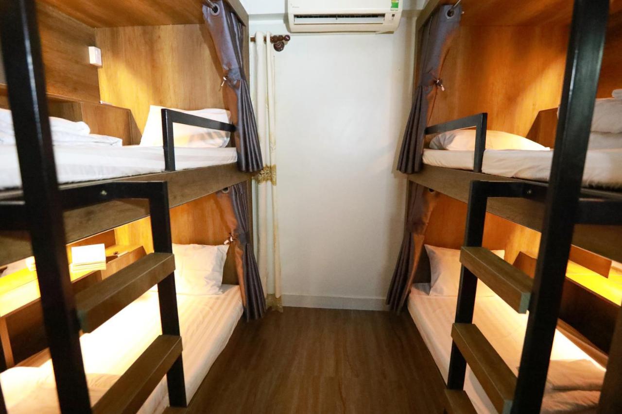 Bui Vien Street Hostel 胡志明市 外观 照片