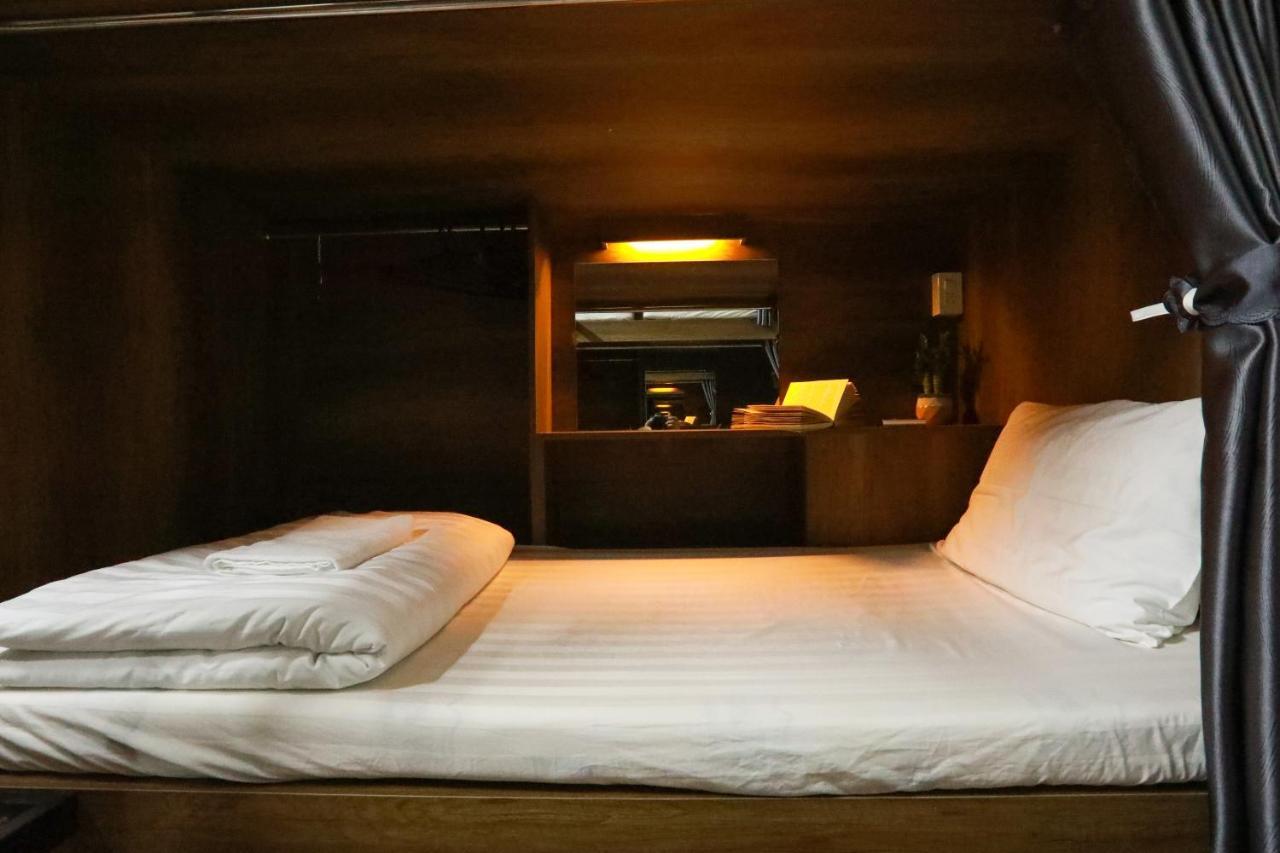 Bui Vien Street Hostel 胡志明市 外观 照片