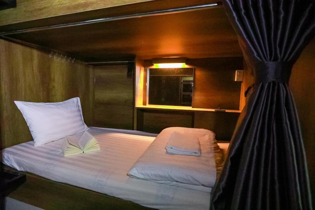 Bui Vien Street Hostel 胡志明市 外观 照片